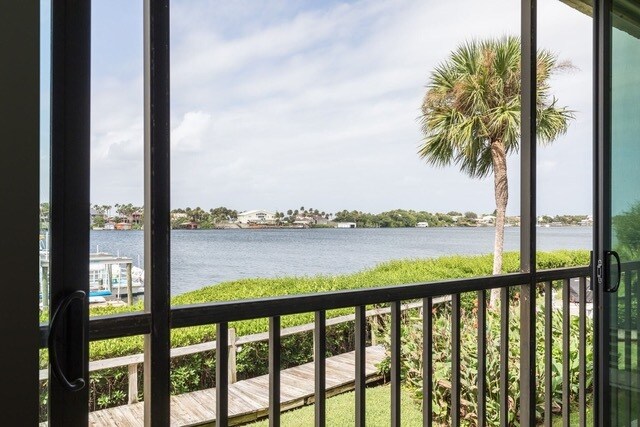 Foto del edificio - 18 Marina Isles Blvd