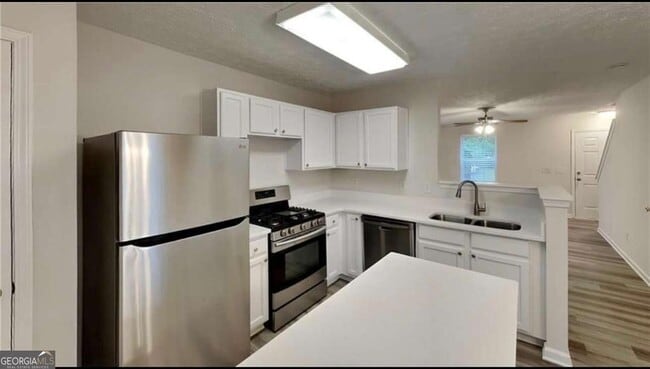 Building Photo - 154 Ilex Dr