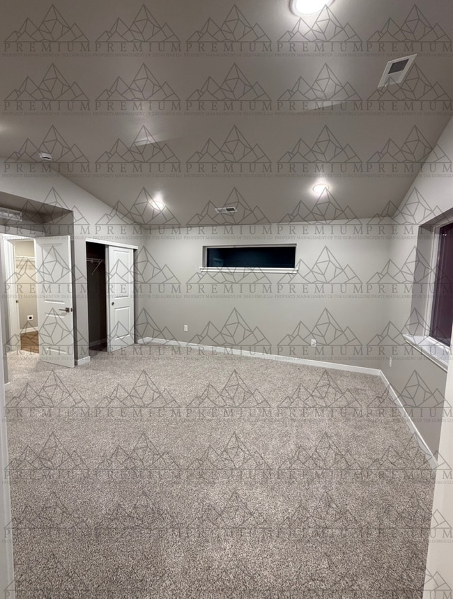 Foto del edificio - 1st MONTH FREE - 3 BED 2.5 BATH NEW BUILD!