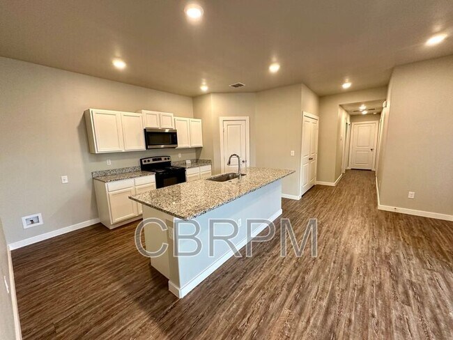 Building Photo - 2012 Bryan Ave