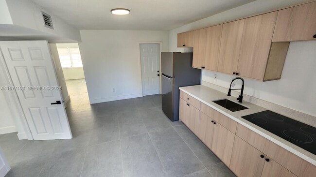 Building Photo - 10490 SW 173rd Terrace