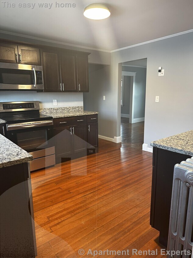 Foto principal - 62-64 Billings Ave Unit #2