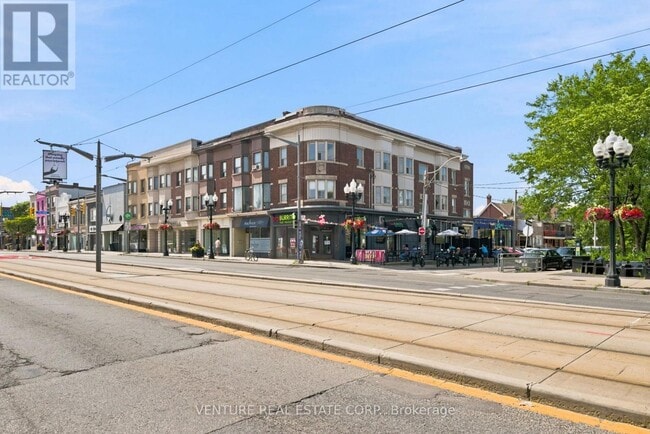 Building Photo - 1228 St Clair Ave W