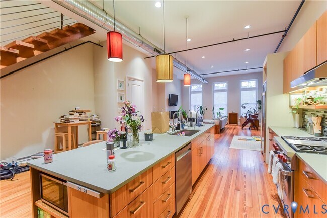 Foto del edificio - 105 E Broad St