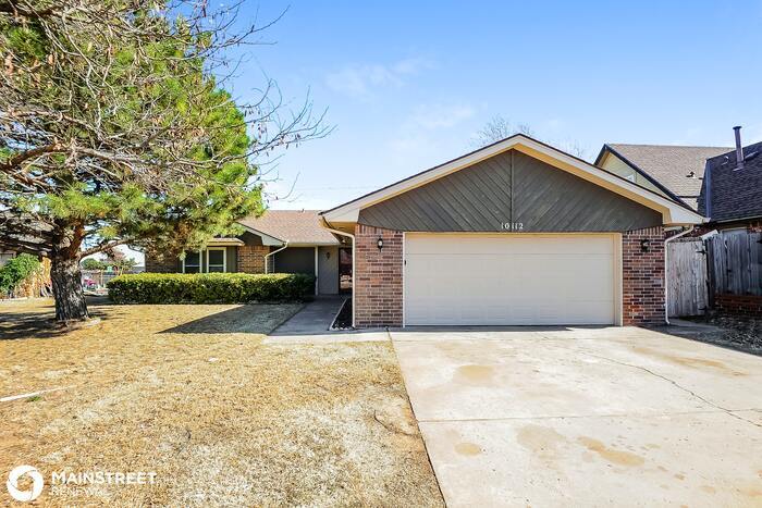 Foto principal - 10112 Albert Ln, Yukon, OK 73099