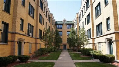 Building Photo - 2330 N Spaulding Ave