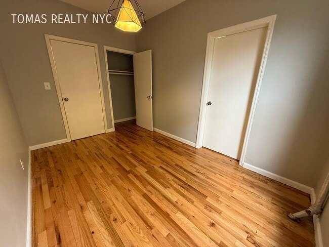 Photo - 1235 Union Ave Apartment