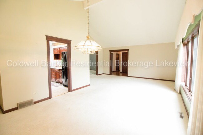 Building Photo - 230 Arthur Drive, Woodstock, IL, 60098