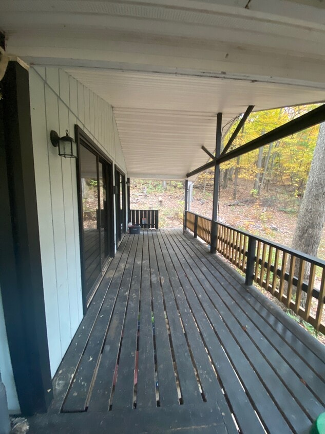 Foto del edificio - 851 Nancy Jack Rd