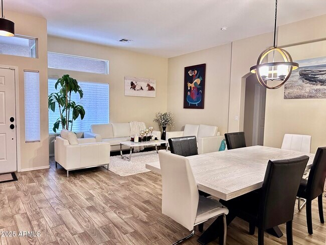 Foto del edificio - 9593 W Alice Ave