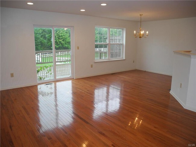 Building Photo - 6917 Hunt Dr