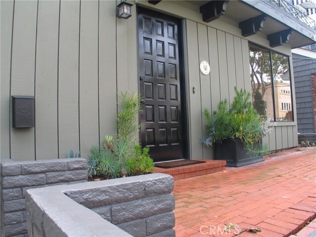 Building Photo - 112 Pearl Ave