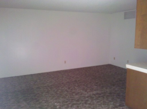 Building Photo - 10942 Campus St