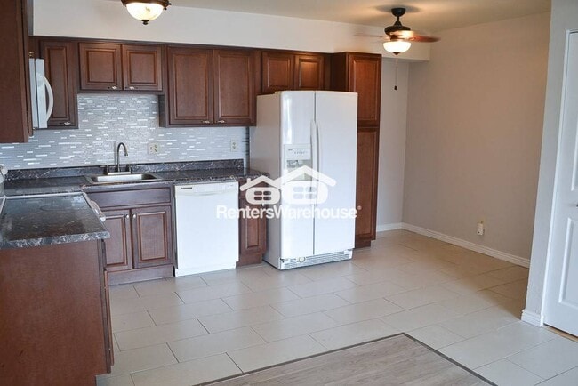 Building Photo - 5995 W Hampden Ave