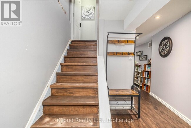 Building Photo - 2362 Proudfoot Trail