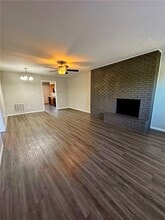 Building Photo - 14901 Dutchmans Dr