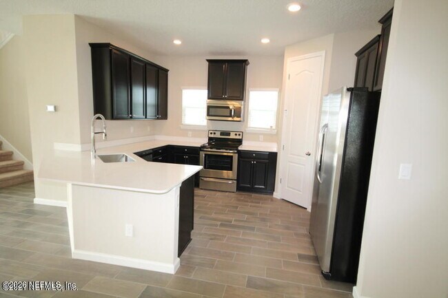 Foto del edificio - 2682 Fawn Point Dr