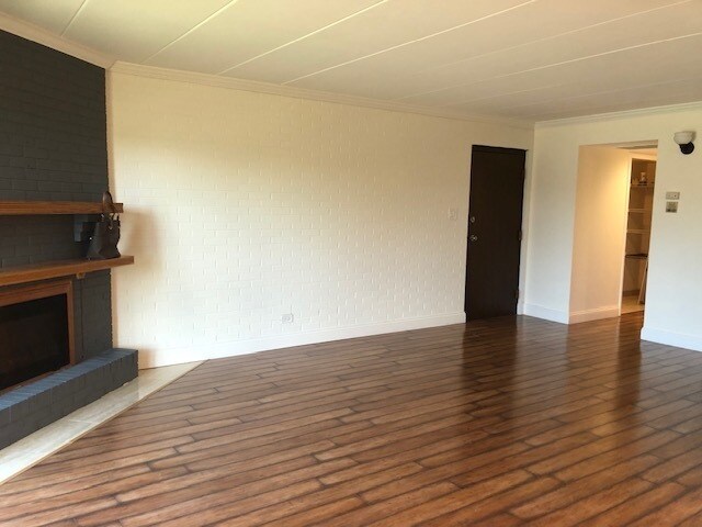 Foto del edificio - 11345 S Roberts Rd