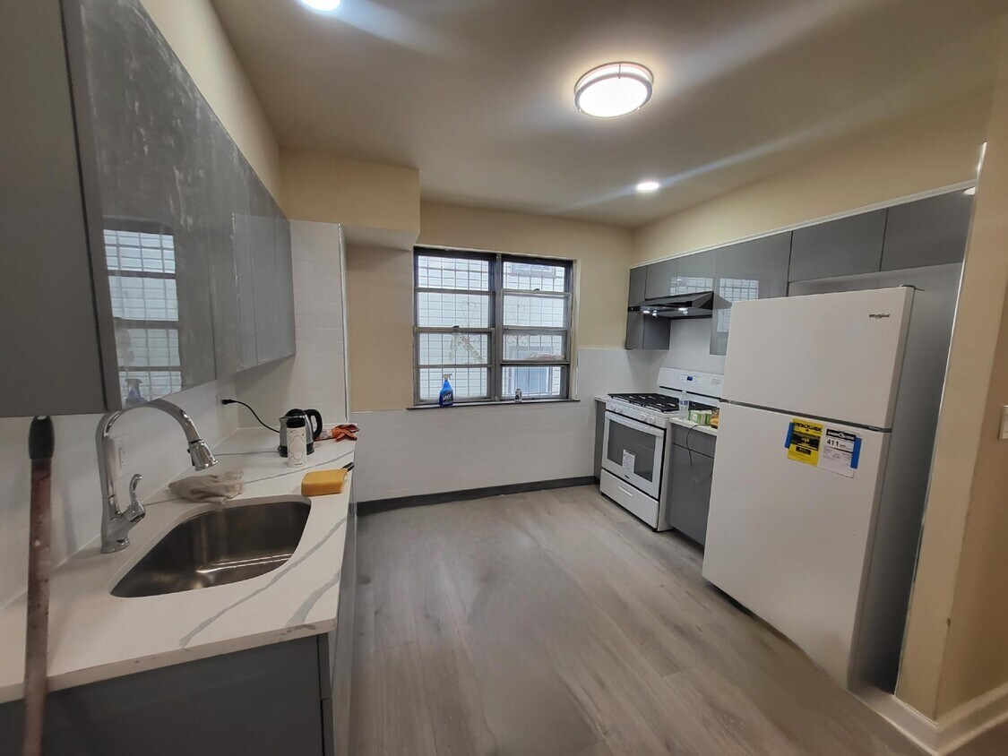 1705 Hammersley Ave Unit 1, The Bronx, NY 10469 Room for Rent in The Bronx, NY