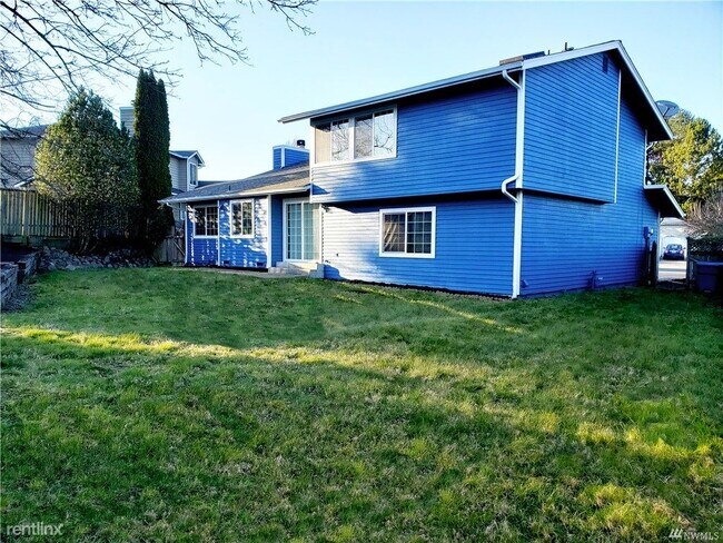 Building Photo - 3 br, 2.5 bath House - 13017 Southeast 279...