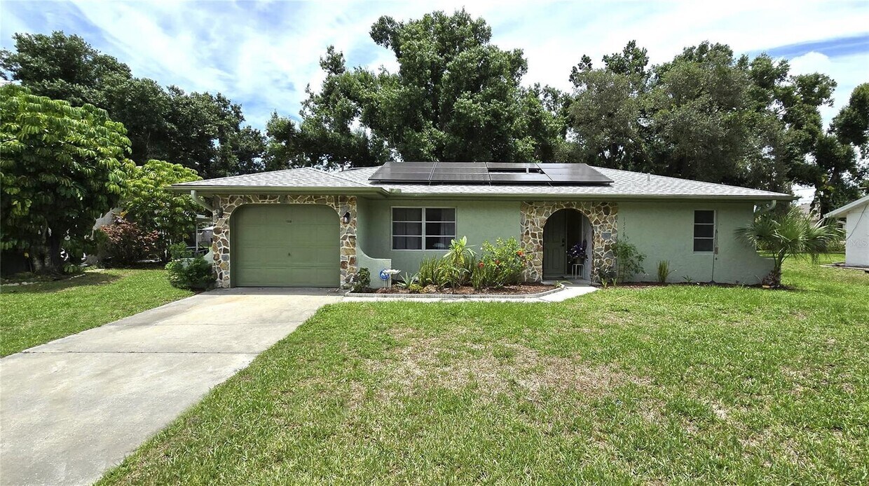 Foto principal - Charming 2/2 with possible 3rd bedroom