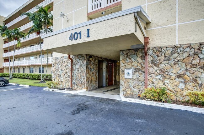 Foto del edificio - 401 SE 3rd St
