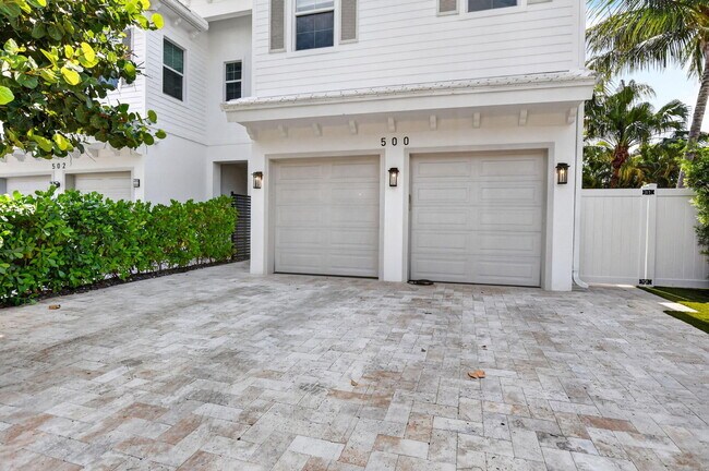Foto del edificio - 500 NE Wavecrest Way
