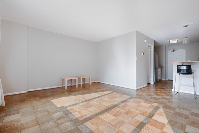 Foto del edificio - 2939 Van Ness St NW