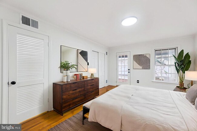 Foto del edificio - 2420 I St NW