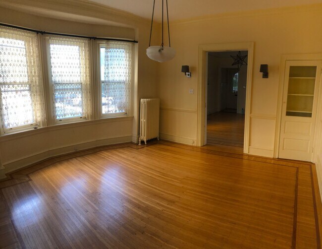 Building Photo - 4215 Osage Ave