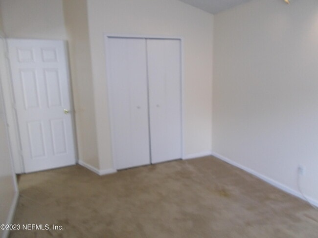 Building Photo - 2531 Townsquare Dr