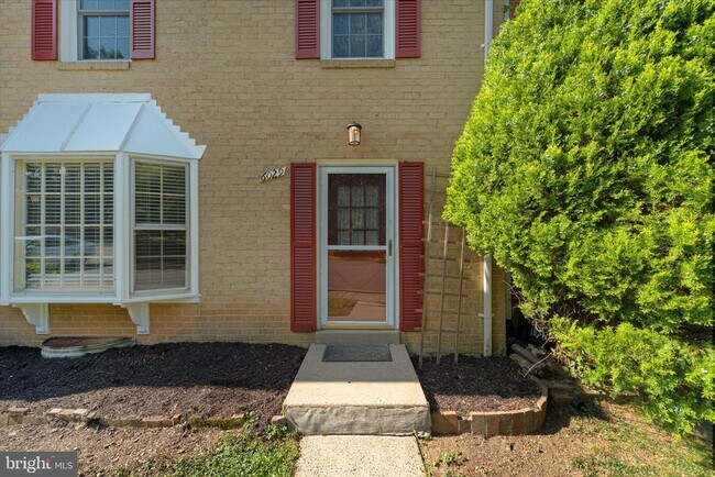 Building Photo - 6029 Kerrwood St