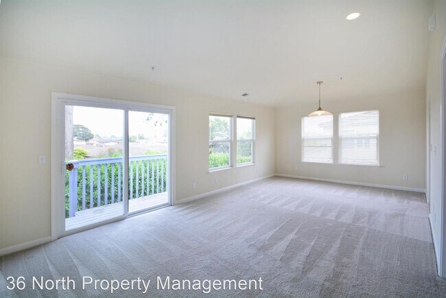 Building Photo - 3150 Ocean Terrace