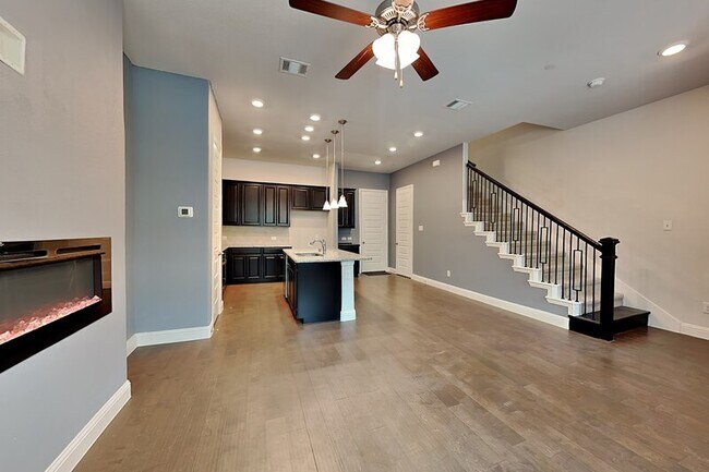 Building Photo - 4417 Benton Ln