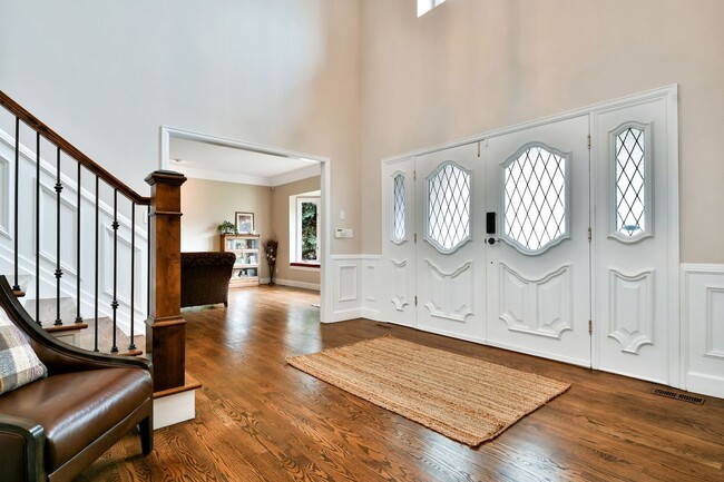 Building Photo - **Stunning 5 bedroom 5 bath home for rent ...