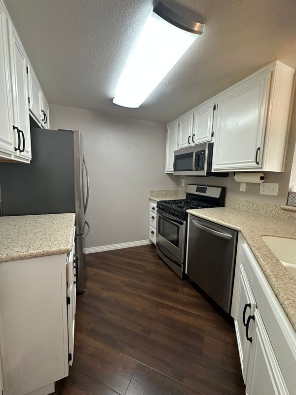 Foto del edificio - 11345 Affinity Ct