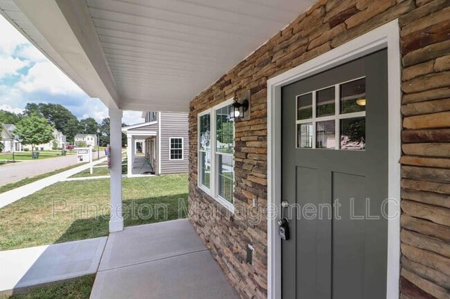Foto del edificio - 3967 Newhall Dr NW