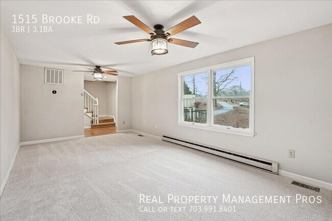 Building Photo - 1515 Brooke Rd