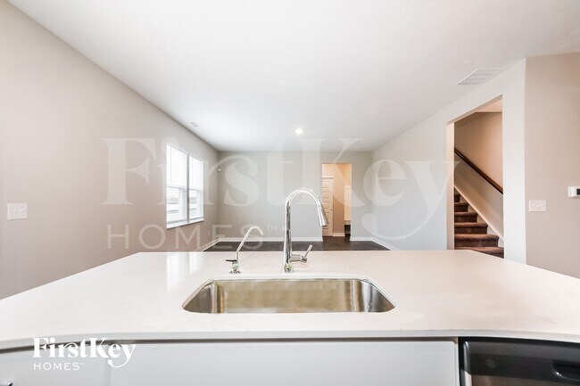 Foto del edificio - 2273 S Bingham Pl