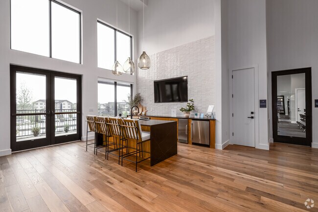 Sala Club - Bluestem at Loyola