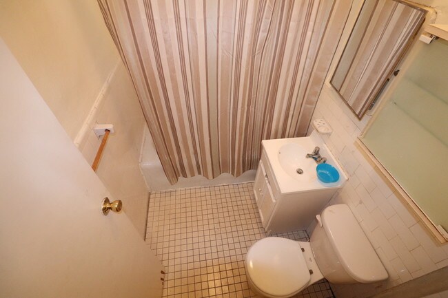 Foto del edificio - 33 Bay Ridge Ave