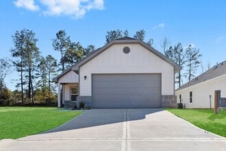 Building Photo - 2332 Cedar Pl Dr