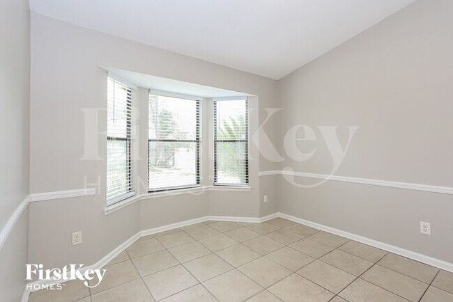 Building Photo - 1645 Ponderosa Pine Drive East
