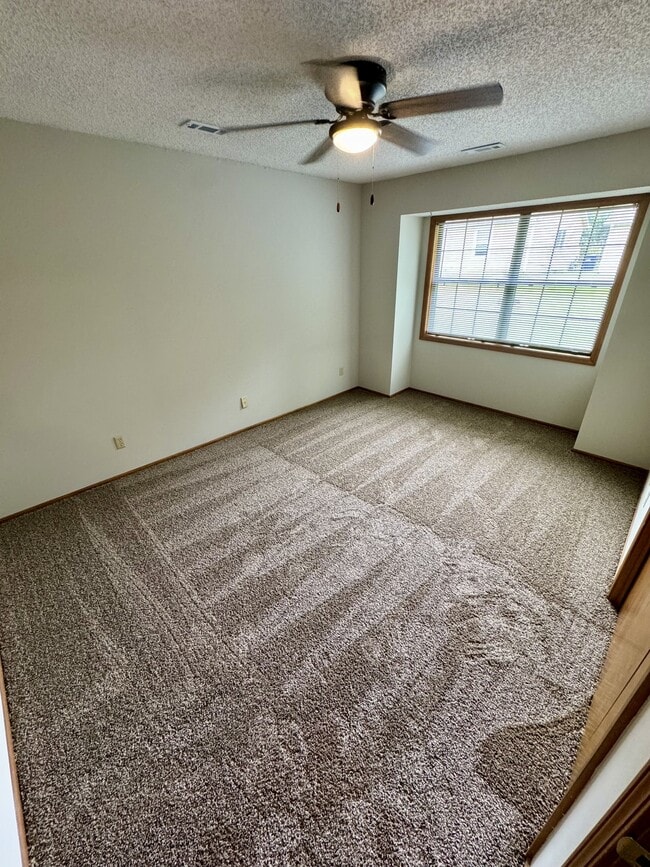Building Photo - 3806 Pinnacle Cir