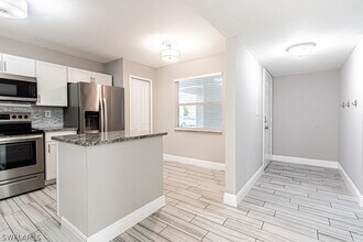 Building Photo - 1392 Churchill Cir