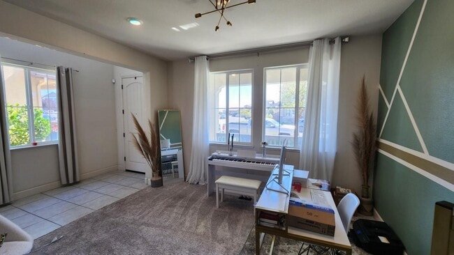 Building Photo - 1280 Palermo Dr