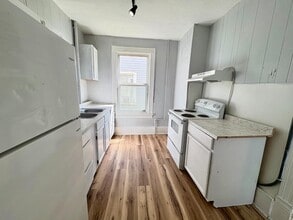 Building Photo - 1209 Pierce St