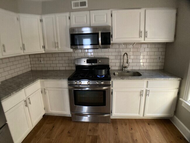 Kitchen - 412 White Horse Pike
