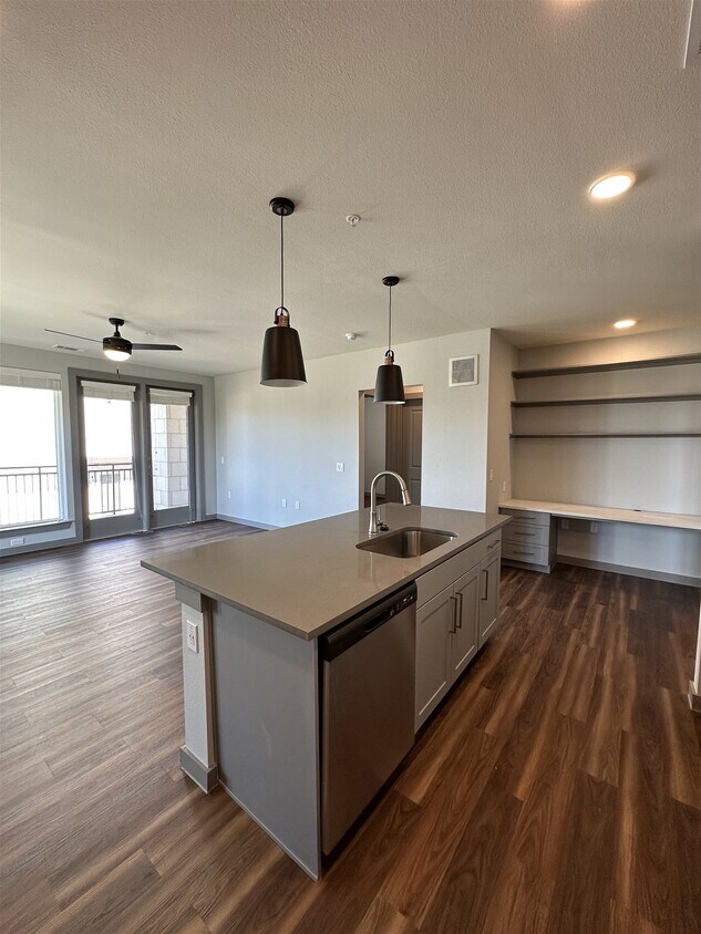 Primary Photo - 10024 Blue Mound Road Apt #61103, Fort Wor...