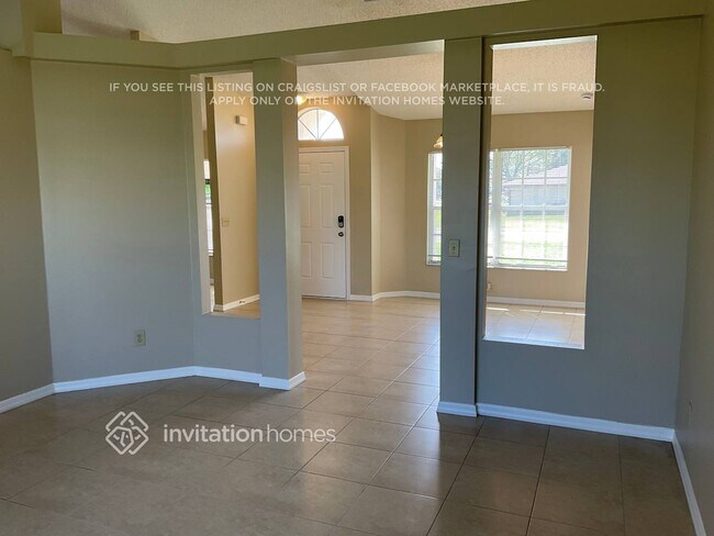 Foto del edificio - 141 Americana Blvd NE